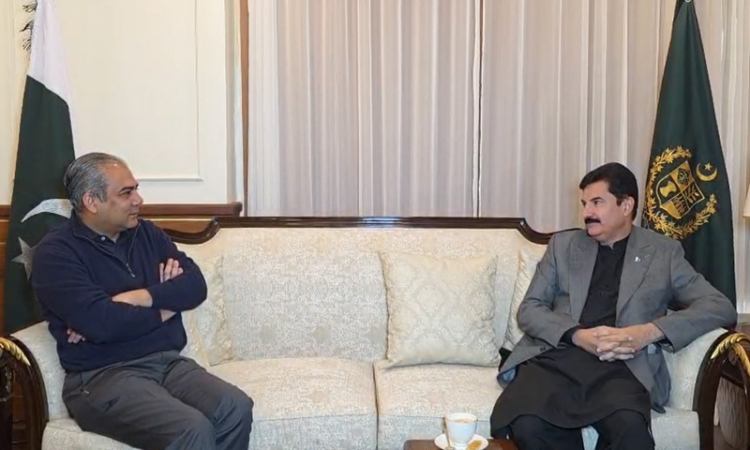 Mohsin Naqvi, KP Governor discuss law and order, vow joint action against Khawarij