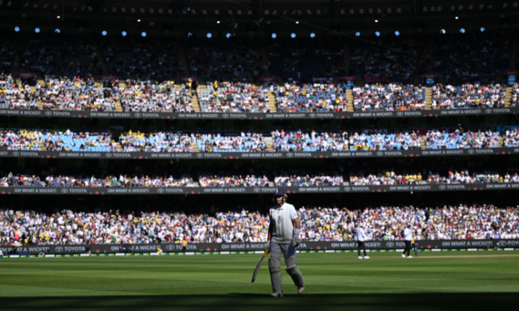 Cricket Australia faces $10 million loss after two-day Ashes test at MCG