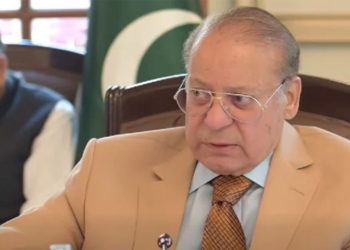 Nawaz urges PM Shehbaz to allocate NFC funds to AJK, GB