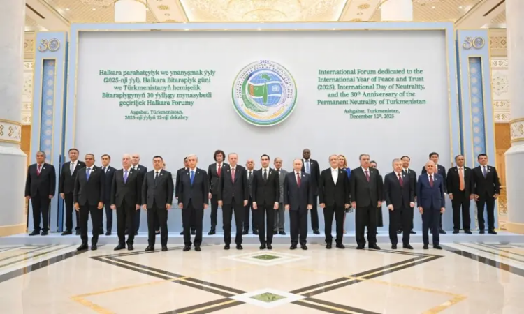 PM Shehbaz urges global community to press Afghanistan on counterterrorism commitments