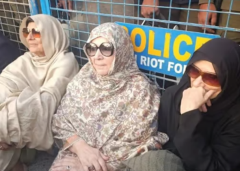PTI leaders, Imran Khan’s sisters stage sit-in near Adiala jail
