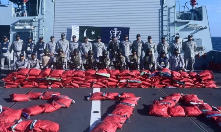 Pakistan Navy seizes 1,500kg hashish worth $3m in Arabian sea patrol