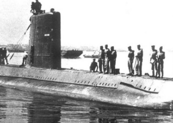 PM reaffirms commitment to peace, strong defence on Hangor Day