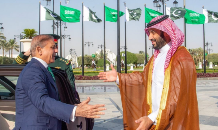 PM Shehbaz, Saudi Crown Prince discuss regional security, reaffirm Pakistan-KSA solidarity