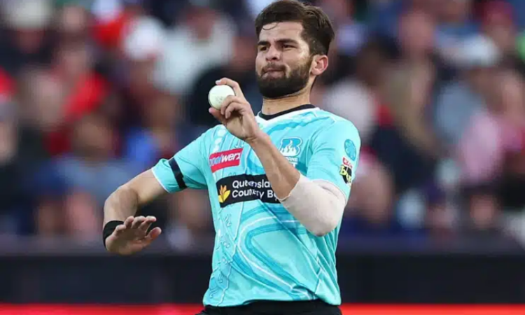 Shaheen Shah Afridi struggles on BBL debut, taken off after two full toss no-balls