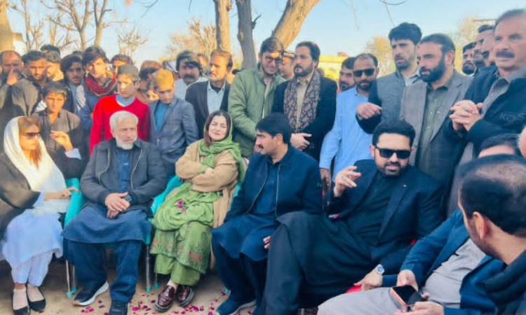 KP CM Sohail Afridi, PTI leaders camp outside Adiala Jail seeking meeting with Imran Khan