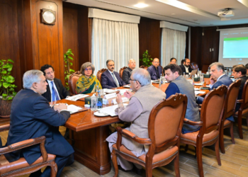 Ishaq Dar chairs inter-ministerial meeting to review Pakistan-Iran cooperation