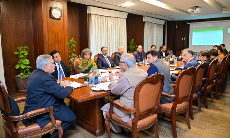 Ishaq Dar chairs inter-ministerial meeting to review Pakistan-Iran cooperation