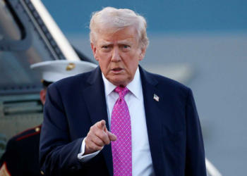 Trump urges Iranians to keep protesting as unrest intensifies; Russia warns against external interference