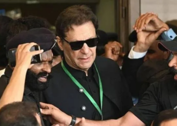 PTI raises concern over Imran Khan’s eye condition, call for immediate treatment