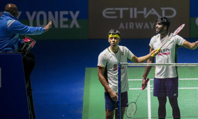 Play halted twice at India Open after bird droppings found on court