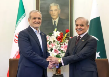 PM Shehbaz, Iranian President discuss regional situation, reaffirm commitment to dialogue and cooperation