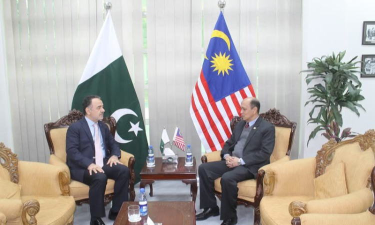 Malaysian, Turkish Ambassadors discuss bilateral ties and trilateral cooperation with Pakistan