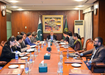 Ishaq Dar reviews upcoming diplomatic engagements, stresses effective follow-ups