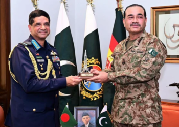 Pakistan Army, Navy reaffirm defence ties with Bangladesh during high-level visits