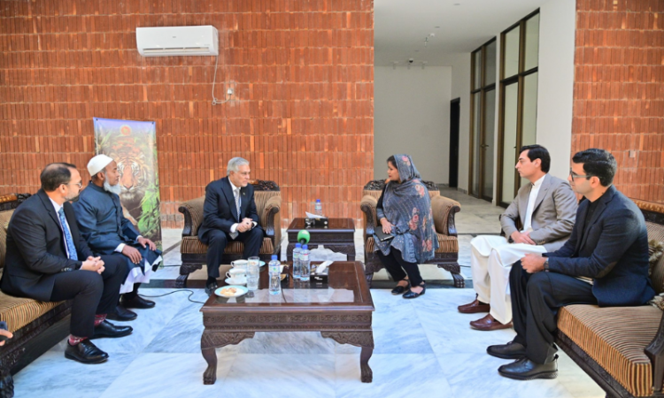 Ishaq Dar signs condolence book at Bangladesh High Commission for late Khaleda Zia