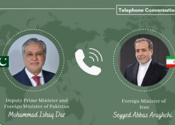 Pakistan, Iran Foreign Ministers hold talks amid Tehran’s deepening crisis