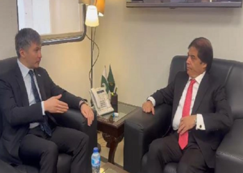 Pakistan, Kazakhstan discuss $7bn rail connectivity project to link Karachi with Central Asia