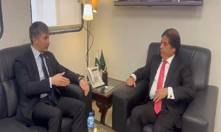Pakistan, Kazakhstan discuss $7bn rail connectivity project to link Karachi with Central Asia