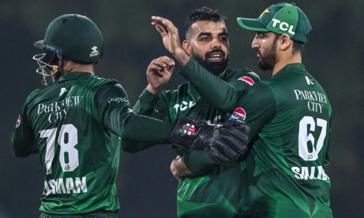 Pakistan beat Sri Lanka by six wickets in first T20I at Dambulla