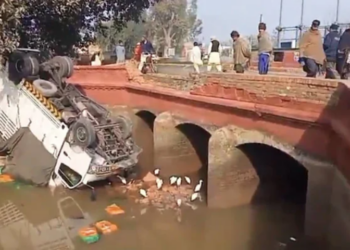 24 killed, over 50 injured in separate road accidents in Sargodha and Gwadar