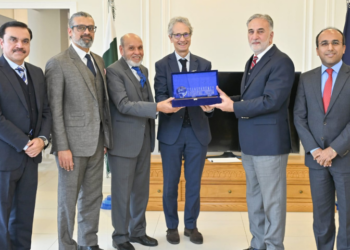 TI delegation meets NAB Chairman, discusses anti-corruption reforms