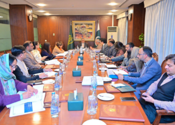 Dar chairs advisory board meeting for Centre of Excellence for Autism