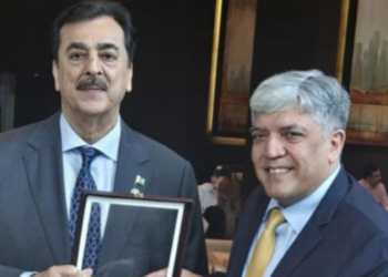 Pakistan’s Ambassador meets Senate Chairman in Dubai, discusses strengthening ties with UAE