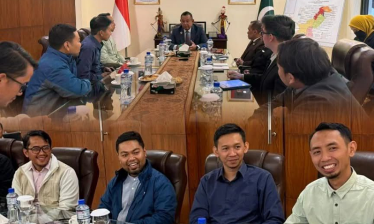 Indonesian Ambassador hosts UMS and LAZISMMU delegation in Islamabad