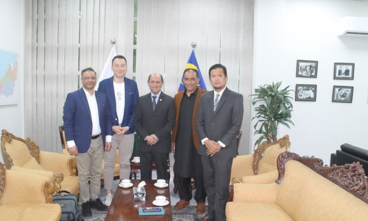 ZUS Coffee delegation meets Malaysian High Commissioner, signals expansion plans in Pakistan