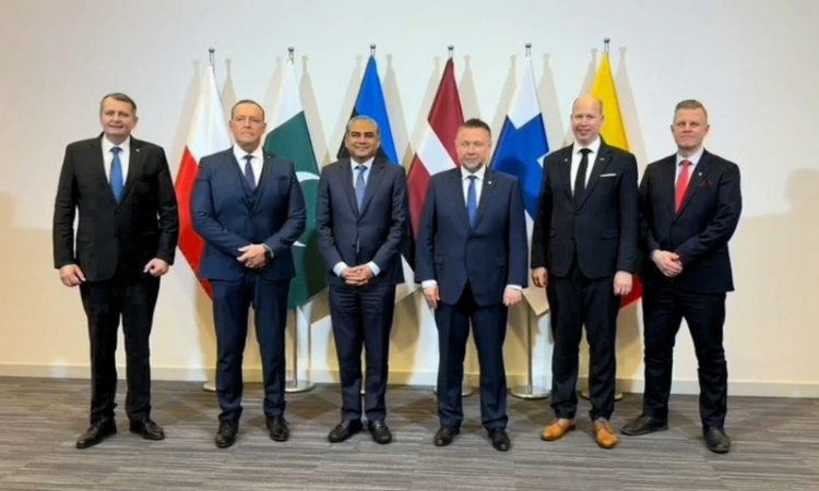 Pakistan leads regional dialogue on illegal immigration at Warsaw conference