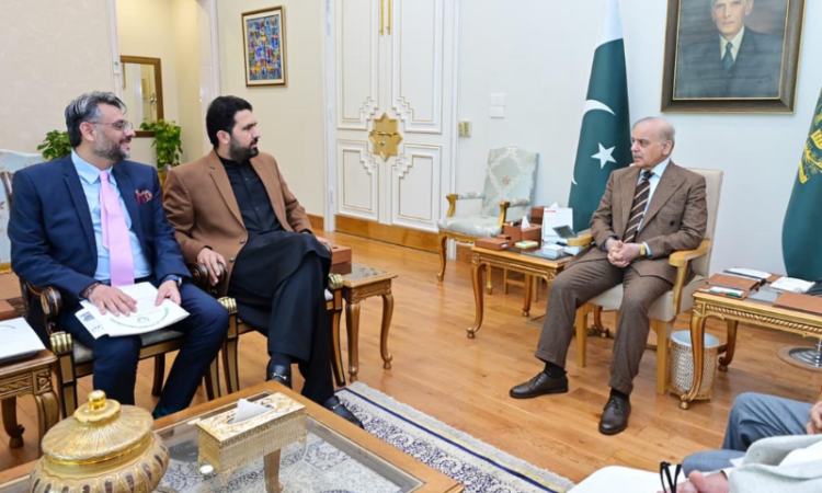PM Shehbaz holds first meeting with KP CM Afridi, stresses Centre-Province cooperation on development and counterterrorism