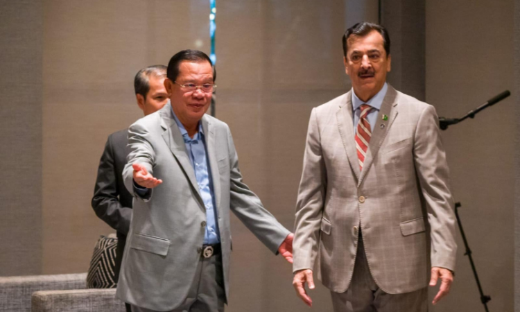 Cambodia to host Inter-Parliamentary Speakers’ Conference 2026, Hun Sen announces at meeting with Gilani