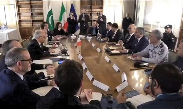 Pakistan, Greece agree to strengthen cooperation against illegal immigration
