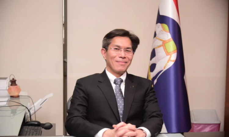 Trade to be doubled with Pakistan in coming years: Thai Ambassador Islamabad, February 1, 2026: Ambassador of the Kingdom of Thailand to Pakistan, Rongvudhi Virabutr, has vowed to double bilateral trade and build a strong economic partnership with Islamabad, saying that Pakistan offers a wealth of opportunities for Thai investors, particularly in high-growth sectors. In an interview, the ambassador said that current bilateral trade stands at USD 1.1 billion, and his goal is to increase it to USD 2.2 billion within the next two to three years. He added that the greatest potential for growth lies in unlocking new areas of collaboration and breaking down existing barriers. He said that Thailand sees immense potential in halal trade, where Thailand’s world-class halal food industry can easily meet the growing demand in Pakistan. “We also see opportunities for Pakistan’s high-quality seafood and textile products to gain greater access to the Thai market,” he added. The key, according to the ambassador, is to move beyond traditional goods and embrace a more diversified trade portfolio that responds to modern market demands. Replying to a question, he said that diversifying trade is a cornerstone of Thailand’s forward-looking vision. “We are moving beyond the conventional focus on automobiles and seafood to embracing new high-growth sectors. We believe in creating a new narrative for our economic partnership—one that is not limited by geography but driven by shared economic goals,” he remarked. The ambassador said that Thailand’s strategy involves a strong push into the services sector, particularly information technology, as well as fostering collaboration in the halal food industry, halal tourism, and the defence industry. Furthermore, he said, Thailand is committed to empowering women in the economic sphere by using e-platforms to sell their products, which will unlock new and innovative revenue streams and contribute to inclusive economic growth. He added that Thailand is also working with UN Women Pakistan through projects such as women in agriculture and home beauty salons to enhance women’s economic independence at the household level. “This is a prime example of how we are thinking outside the box to create a more dynamic and equitable trade relationship,” he said. Responding to a question regarding new agreements or joint ventures between the two countries in the coming days, the ambassador replied in the affirmative, saying that the most significant and transformative agreement on the horizon is the Free Trade Agreement (FTA). “This is not merely a technical document; it is a strategic framework that will fundamentally change the way we do business,” he said, adding that the current focus is on building a shared understanding of the mutual benefits of the FTA for Pakistan. He explained that for Pakistan, the FTA would mean lower costs for raw material imports from Thailand, making local production more efficient and competitive. It would also offer Pakistani consumers access to a wider range of high-quality goods at more competitive prices. Beyond the FTA, the Thai ambassador said efforts are underway to elevate bilateral dialogue, with discussions in progress to transform the existing Joint Economic Commission into a more comprehensive Joint Commission led by the respective foreign ministers. This, he said, would provide a broader platform to discuss not only trade but all facets of the bilateral relationship, ensuring a more integrated and coordinated approach to the shared future. Answering another question on enhanced connectivity between the two countries, the ambassador said that connectivity is the lifeblood of the economic partnership. While air and sea links already exist, he said the vision is to further strengthen them to facilitate the rapid movement of goods, people, and ideas. “We must streamline customs procedures and explore new direct air routes to boost tourism and business travel. Increasing the frequency and capacity of air services is also among our top priorities,” he added. He said that by improving logistics and creating more efficient shipping channels, both countries can reduce the cost and time of trade, making their economies more competitive and attractive to investors. “We are committed to exploring all avenues for collaboration, from logistics and port management to pilot projects on paperless customs procedures with ASEAN, if possible,” he added. Responding to a question regarding attractions in Pakistan for Thai investors, the ambassador said that Pakistan offers vast opportunities, particularly due to its large and young population. He highlighted Pakistan’s agriculture, IT, renewable energy, and mining sectors as areas of immense promise. He noted that the Pakistani government’s Special Investment Facilitation Council (SIFC) has made significant strides in creating a more investor-friendly environment and encouraged Thai businessmen to explore these prospects. Conversely, the ambassador said that for Pakistani businesses, Thailand presents itself as a hub of manufacturing and innovation. He pointed out that opportunities abound in Thailand’s advanced manufacturing and data centre sectors, adding that Thailand’s strong infrastructure and strategic location at the heart of ASEAN make it an ideal base for Pakistani companies seeking access to the broader Southeast Asian market. Commenting on the role of free trade agreements and future economic relations, the Thai ambassador said that such agreements and regional groupings are not just part of the landscape but are the very scaffolding upon which future economic relations will be built. “The FTA is the linchpin of our bilateral economic vision, and its successful conclusion will be a game changer,” he said, noting that it would formalise a partnership that benefits both economies while fostering a predictable and transparent trading environment. He further said that Thailand’s role as a key ASEAN member and Pakistan’s strategic location in South Asia create a powerful synergy. “We are actively promoting a ‘Look West’ policy, which complements Pakistan’s ‘Vision East Asia’ policy. By strengthening our bilateral ties, we are not just connecting two countries—we are building a bridge between two dynamic regions and unlocking unprecedented opportunities for trade and investment,” the ambassador said. The Thai envoy concluded by saying that while significant work remains, it should be viewed not as a challenge but as a tremendous opportunity. He said Thailand’s vision is comprehensive and rests on four key pillars: trade and investment, business cooperation, people-to-people connections, and enhanced diplomatic and security collaboration. “We are tackling these areas with renewed urgency and purpose. Immediate steps include accelerating FTA negotiations, fostering stronger collaboration between business councils, and initiating high-level meetings to ensure a coordinated and strategic approach. By focusing on concrete and measurable outcomes, we are building a foundation that will ensure our economic potential becomes a reality,” the Thailand ambassador opined.