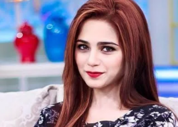 Aima Baig urges sensitivity over viral celebrity clip amid global crisis