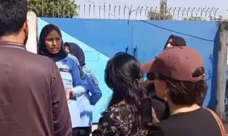 11 women among 14 arrested during Aurat March rally in Islamabad