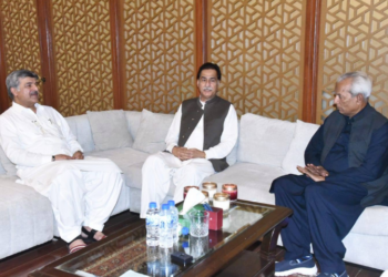 NA Speaker, Deputy Speaker visit Governor Sindh Nehal Hashmi in Karachi