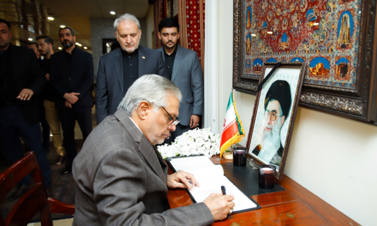 Dar signs condolence book for late Iranian Supreme Leader