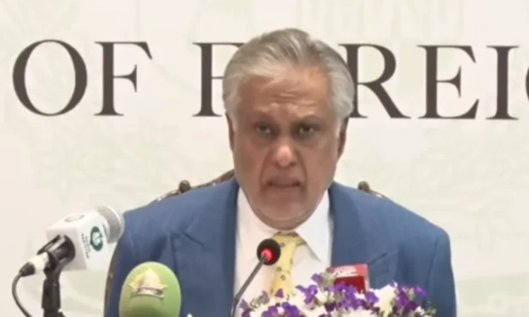 Ishaq Dar questions Iran strikes despite diplomacy, urges immediate return to talks