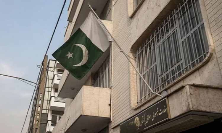 Explosions near Pakistan embassy in Tehran amid ongoing airstrikes; Diplomats safe