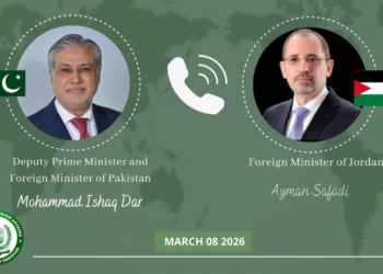 Ishaq Dar, Jordanian FM discuss regional situation, stress need for de-escalation