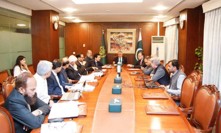 Pakistan reviews petroleum stocks and global price spikes amid international developments