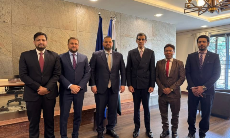 Minister of state Awn Chaudhry visits Romanian embassy
