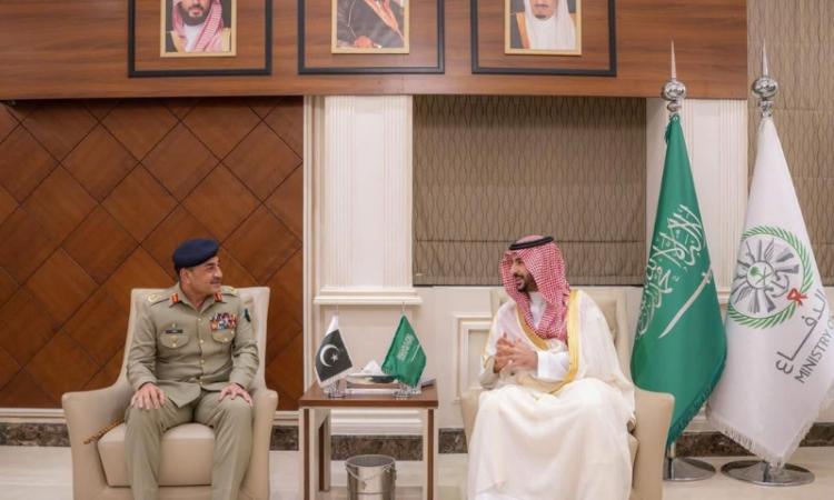 Army Chief Asim Munir meets Saudi Defence Minister amid rising regional tensions