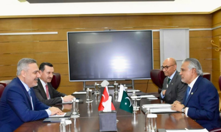 Dar, Turkish counterpart Hakan Fidan discuss regional developments in Riyadh