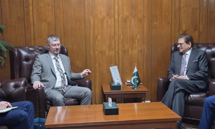 Sadiq Khan, Russian Envoy discuss regional security, cross-border terrorism