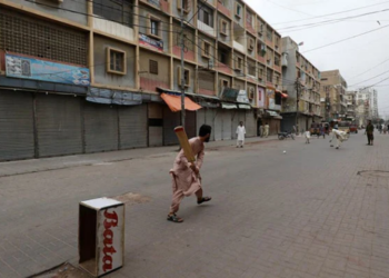 Sindh considers smart lockdown to conserve fuel amid Middle East crisis