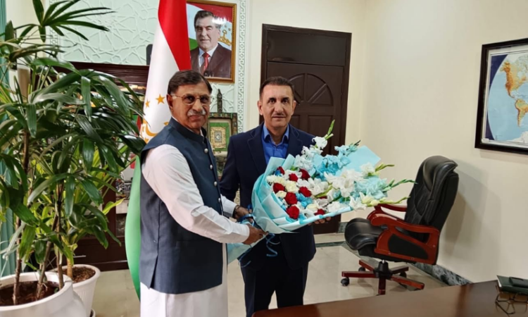 Tajik Envoy, DG NLPD discuss academic and cultural cooperation