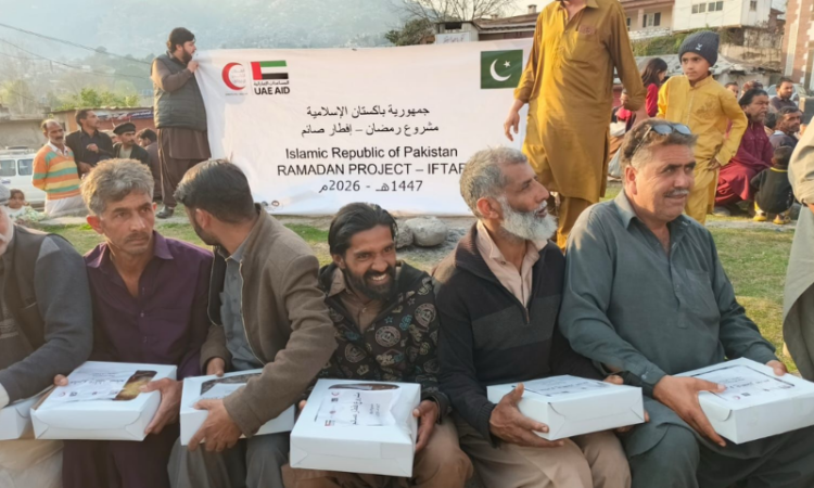 UAE Embassy distributes 1,000 Iftar packets and 1,800 Kgs of dates in Muzaffarabad, AJK.